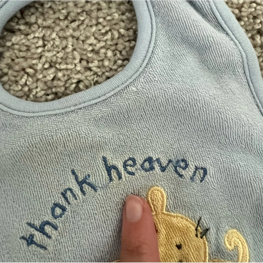 🔵CARTER’S: Baby boy one size, “thank Heaven for little boys” bib, preowned🔵